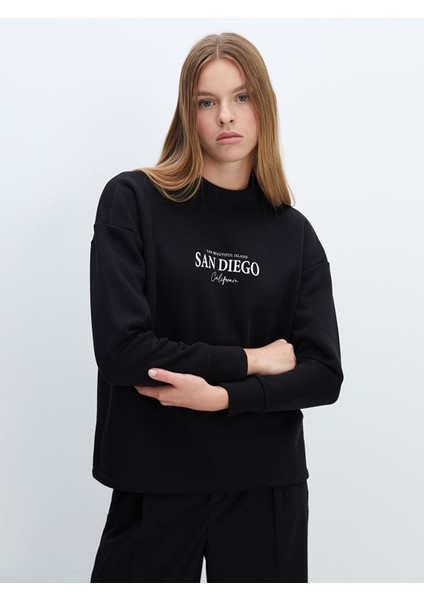Yeni Sezon Bisiklet Yaka Baskılı Oversize Kadın Kalın Sweatshirt