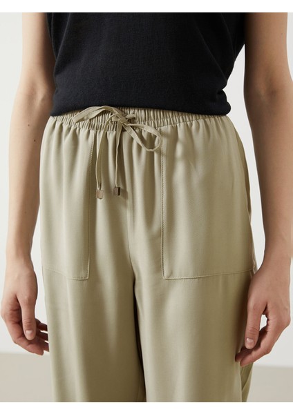 Yeni Sezon Beli Lastikli Havuç Kesim Kadın Pantolon fırsatları