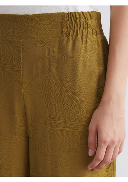 Yeni Sezon Beli Lastikli Nakışlı Kadın Pantolon fırsatları