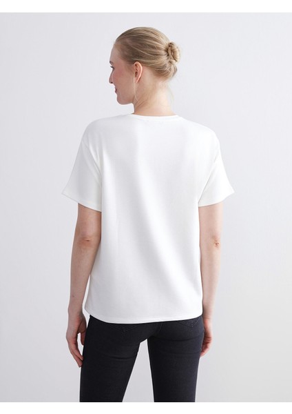 Yeni Sezon Bisiklet Yaka Çiçekli Taşlı Kadın Tişört fırsatları