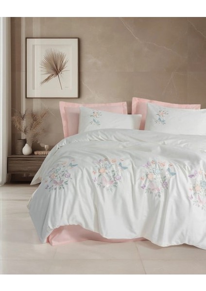 3D Nakışlı Çift Kişilik Saten Nev Takımı Liva Pudra