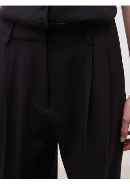 Yeni Sezon Loose Fit Krep Kadın Pileli Pantolon modelleri