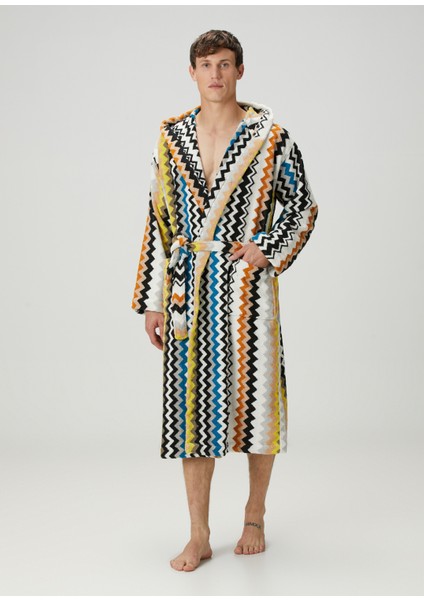 Zikzak Desenli Bornoz