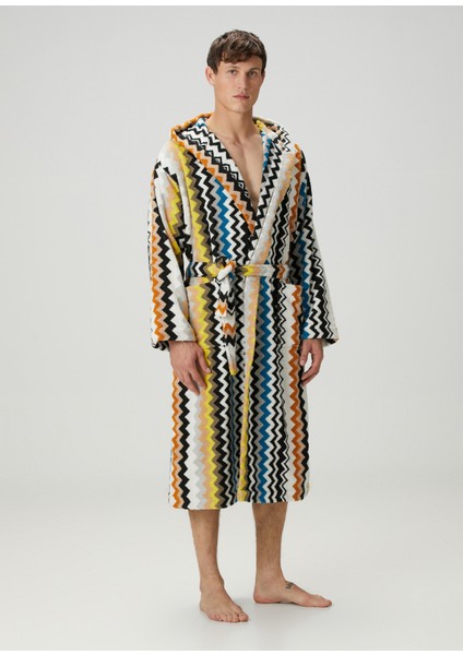 Zikzak Desenli Bornoz fırsatları