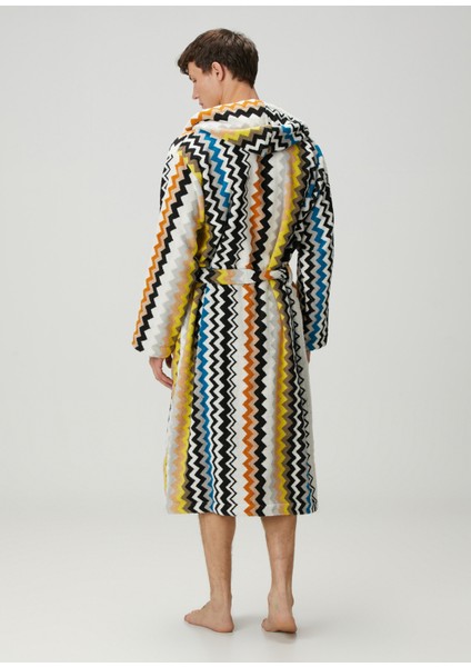 Zikzak Desenli Bornoz indirimleri