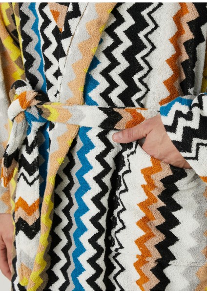 Zikzak Desenli Bornoz