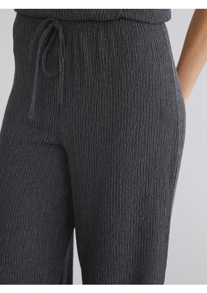 Yeni Sezon Beli Lastikli Dokulu Geniş Paça Kadın Pantolon indirimleri