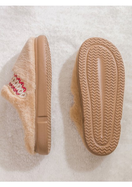 Yeni Sezon Kadın Pelüş Ev Terliği fırsatları