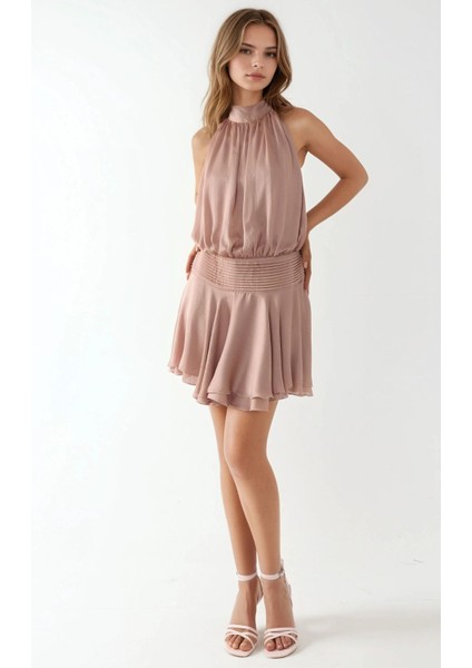 Kadın Dokulu Dik Yüksek Yaka Fırfırlı Mini Elbise Toz Pembe indirimleri
