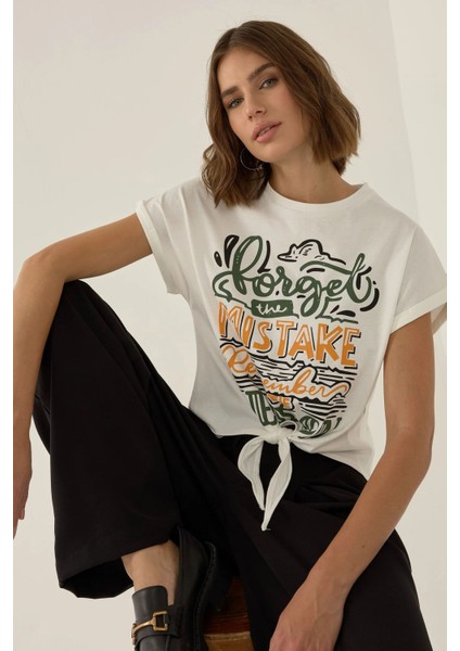 Kadın Baskılı Kısa Tişört Tozlu Beyaz fırsatları