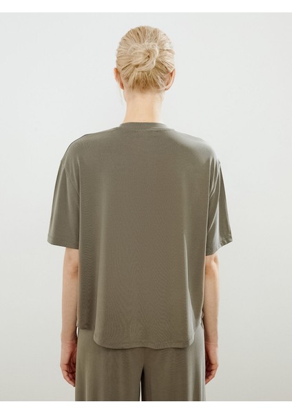 Yeni Sezon Bisiklet Yaka Modal Karışımlı Kadın Tişört fırsatları