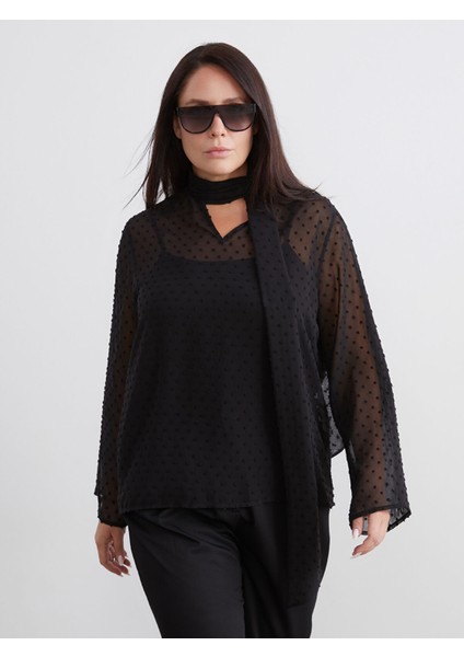 Yeni Sezon Şal Yaka Puantiyeli Şifon Bluz ve Atlet