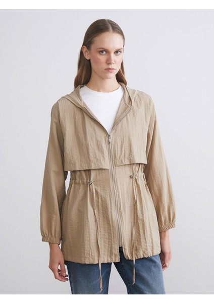 Yeni Sezon Kapüşonlu Kadın Ceket