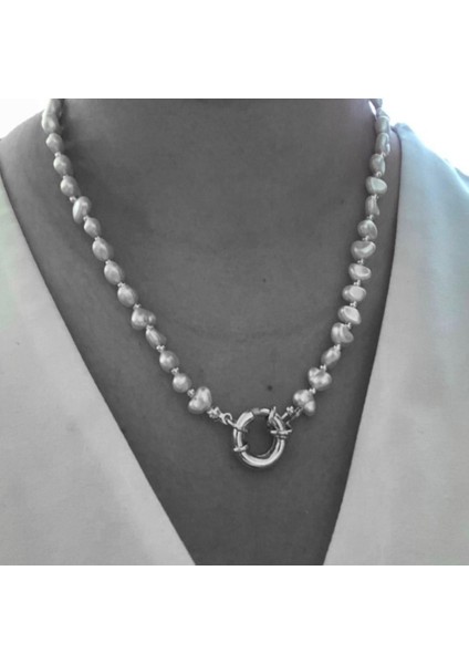 Gümüş Renk Kadın Barok Kilit Dümen Incili Kolye fiyatları