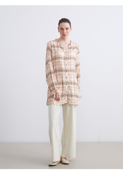 Yeni Sezon Fırfırlı Kaçık Yaka Ekose Kadın Gömlek fiyatları