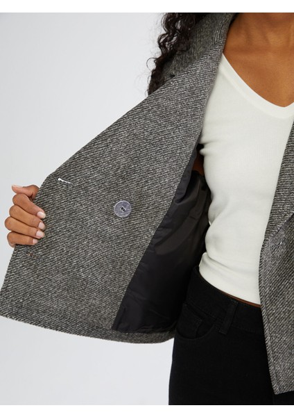 Yeni Sezon Kruvaze Yaka Desenli Kadın Kaşe Ceket fırsatları