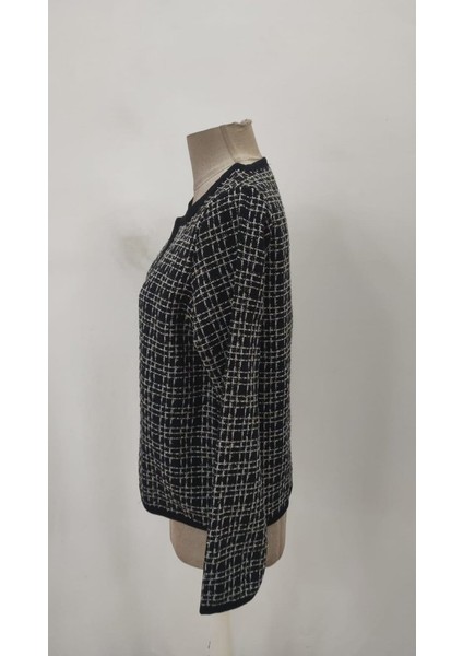 Eyesof Kadın Uzun Kollu Önü Açık Şanel Kısa Ceket