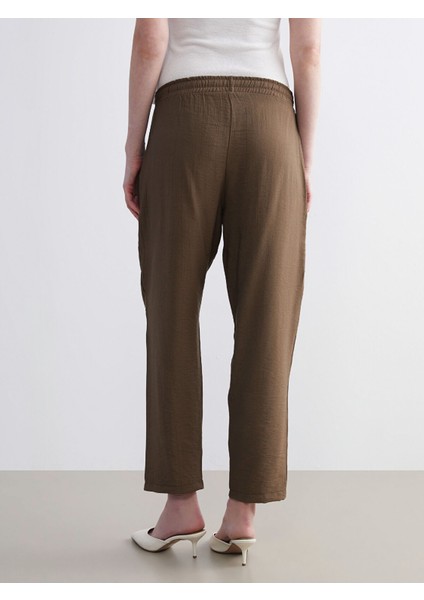 Yeni Sezon Beli Lastikli Kadın Pantolon indirimleri