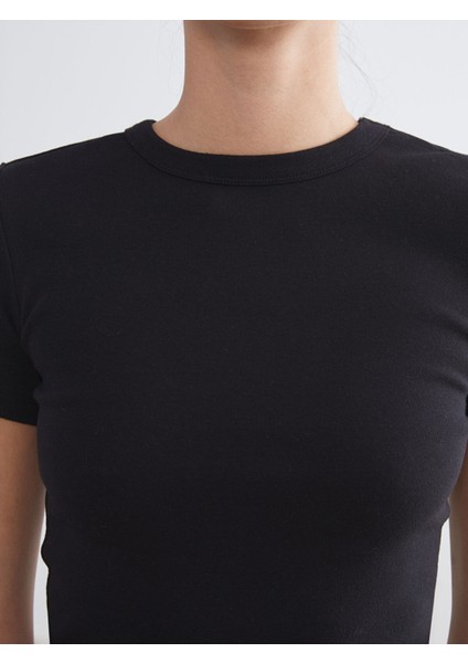 Yeni Sezon Bisiklet Yaka Kadın Tişört modelleri