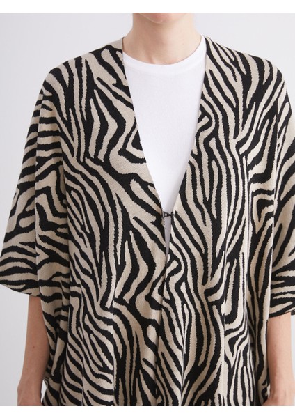 Yeni Sezon V Yaka Zebra Desenli Oversize Kadın Triko Panço modelleri