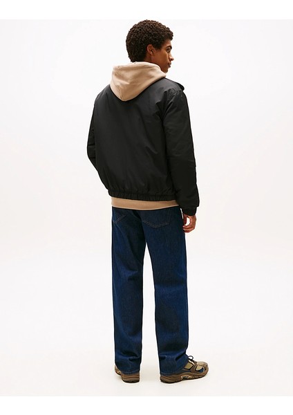 Tommy Hılfıger Erkek Marka Logolu Dik Yakalı Regular Fit Geri Dönüştürülmüş Polysterli Günlük Kullanıma Uygun Siyah Mont DM0DM21936 Bds modelleri