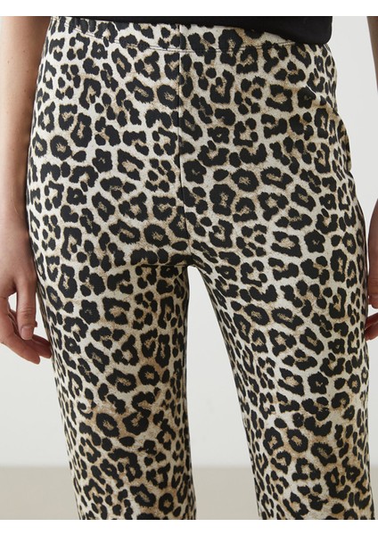 Yeni Sezon Beli Lastikli Leopar Desenli Kadın Pantolon modelleri