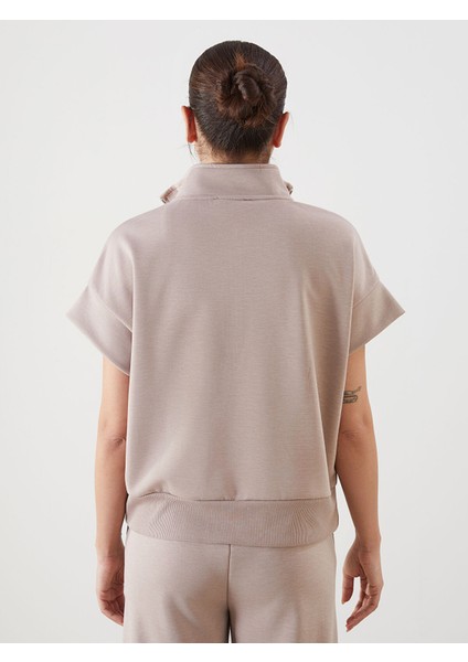 Yeni Sezon Dik Yaka Oversize Kadın Tişört fırsatları