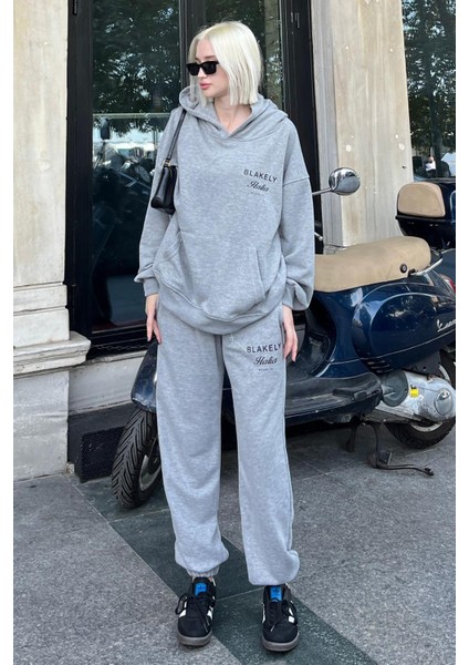 Grimelanj Kapüşonlu Sırt Baskılı Kadın Eşofman Takımı MG2187