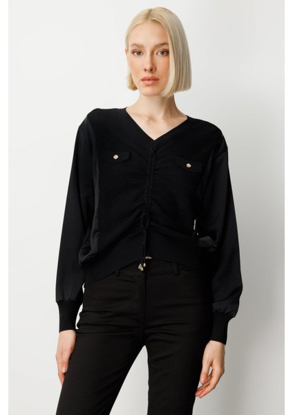 66370 Onteks Kazak Cep Kapaklı Önü Ipli V Yaka