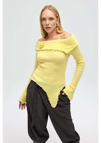Casica Carmen Yaka Sarı Triko Kazak