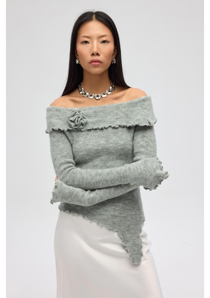 Casica Carmen Yaka Gri Triko Kazak