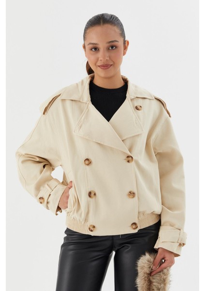 Yakası Kürklü Kısa Trenç Krem modelleri