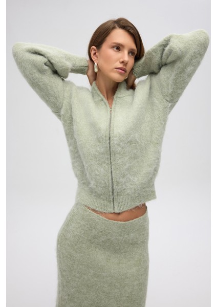 Eskara Fermuarlı Yeşil Triko Hırka fırsatları