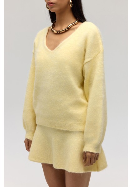 Zerium Basic V Yaka Sarı Triko Kazak fırsatları