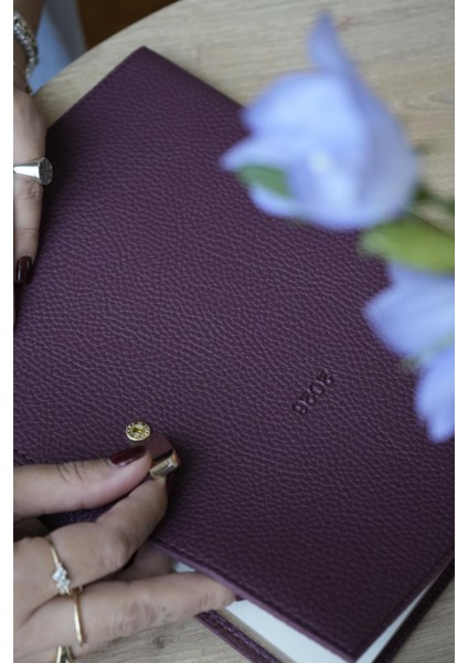 Exclusive 2026 Haftalık Ajanda A4 (19x25cm) Ivory 100gr. İçi Değişebilir modelleri