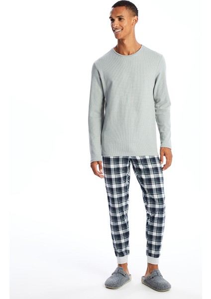 Yeni Sezon Standart Kalıp Erkek Pijama Takımı fırsatları