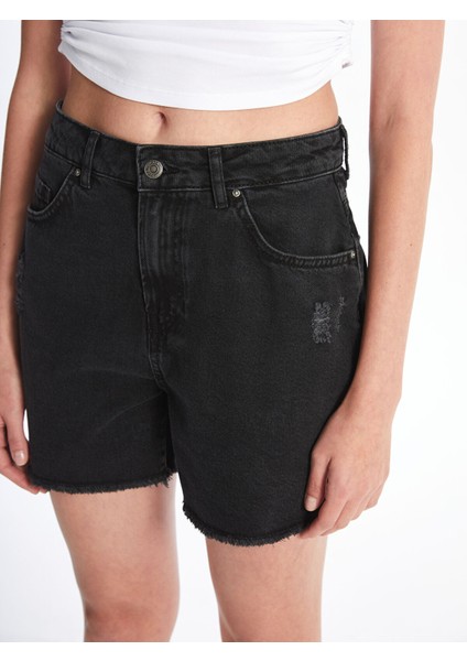 Yeni Sezon Dar Fit Yırtık Detaylı Kadın Jean Şort indirimleri