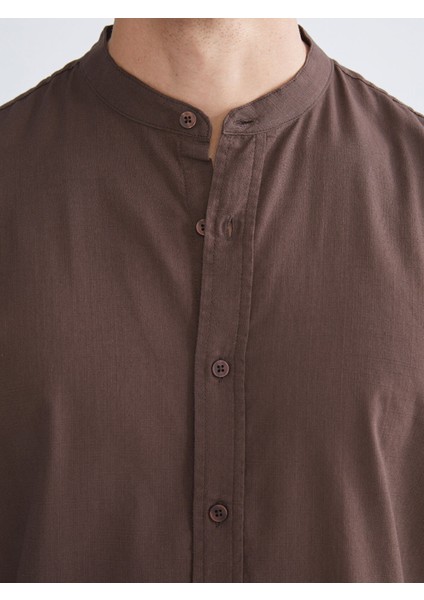 Yeni Sezon Regular Fit Hakim Yaka Uzun Kollu Poplin Erkek Gömlek fırsatları