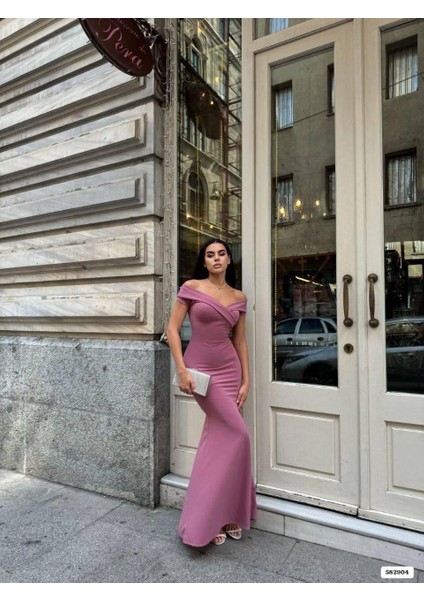 Krep Kumaş Kısa Kollu Kayık Yaka Yırtmaç Detay Maxi Boy Abiye Elbise 582904 Lila