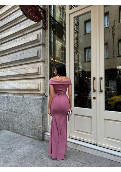 Krep Kumaş Kısa Kollu Kayık Yaka Yırtmaç Detay Maxi Boy Abiye Elbise 582904 Lila fırsatları