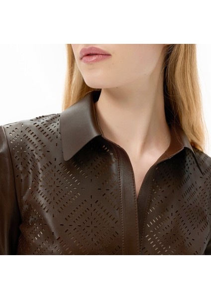 Kadın Kahve Lazer Kesimli Kısa Perforeli Deri Gömlek fiyatları