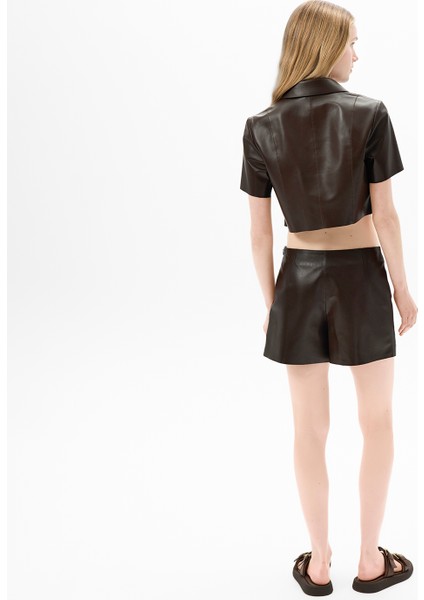 Kadın Kahve Lazer Kesimli Kısa Perforeli Deri Gömlek modelleri