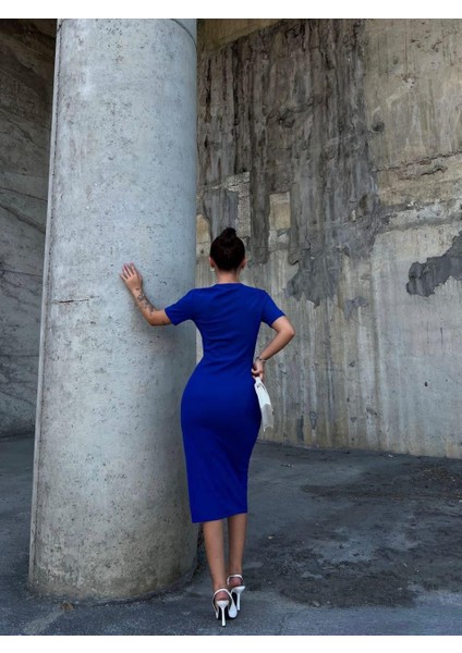 Yırtmacı Volanlı Kısa Kollu Krep Elbise 583017 Saks fırsatları