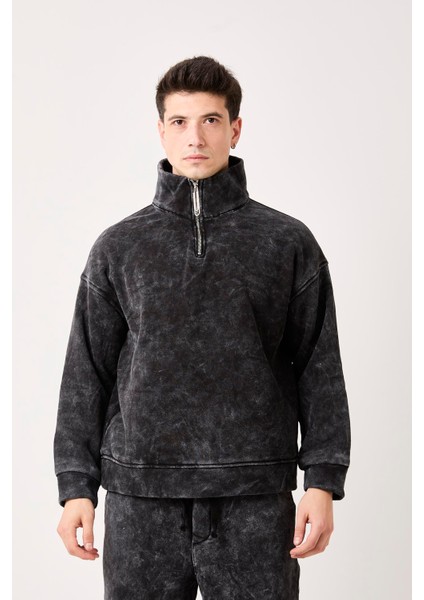 X-4002 Yaka Yarım Fermuar Yıkamalı Üç Iplik Şardonlu Sweat modelleri