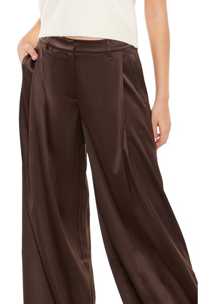 Saten Pantolon indirimleri