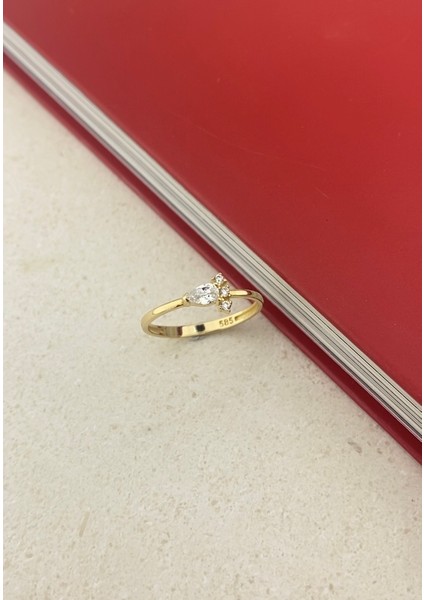 14 Ayar Altın Minik Damla Taşlı Yüzük