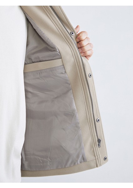 Yeni Sezon Standart Kalıp Gömlek Yaka Erkek Kaşe Mont fırsatları