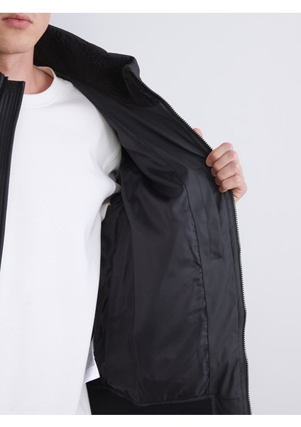 Yeni Sezon Standart Kalıp Dik Yaka Erkek Şişme Mont modelleri