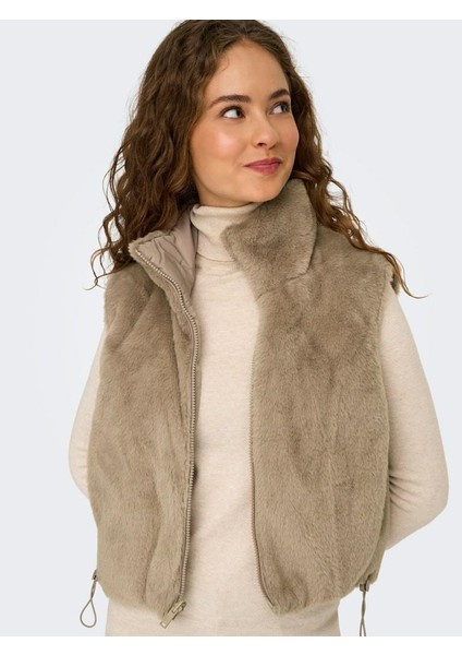 Dana Faux Fur Polar Kadın Yelek 15348986 indirimleri