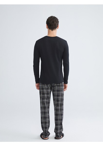 Yeni Sezon Standart Kalıp Erkek Pijama Takımı fırsatları